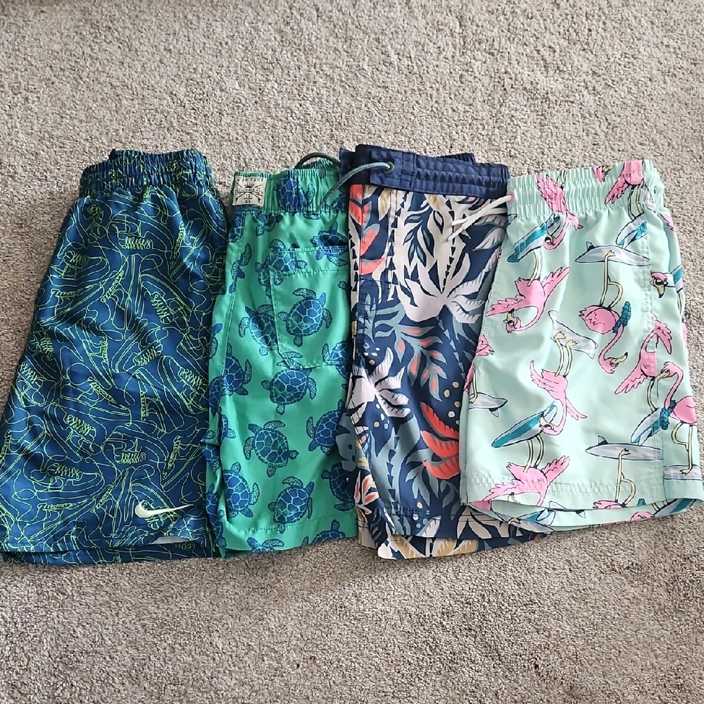 Colorful Patterned Swim Shorts Set
